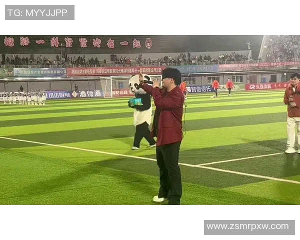 足球明星齐聚一堂为中国足球助威助力展现团结精神